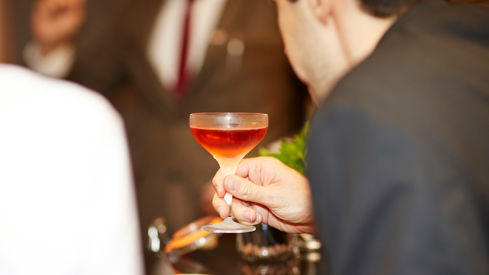 Smith and Whistle Mayfair Local Bar Sheraton Park Lane Hotel London Piccadilly