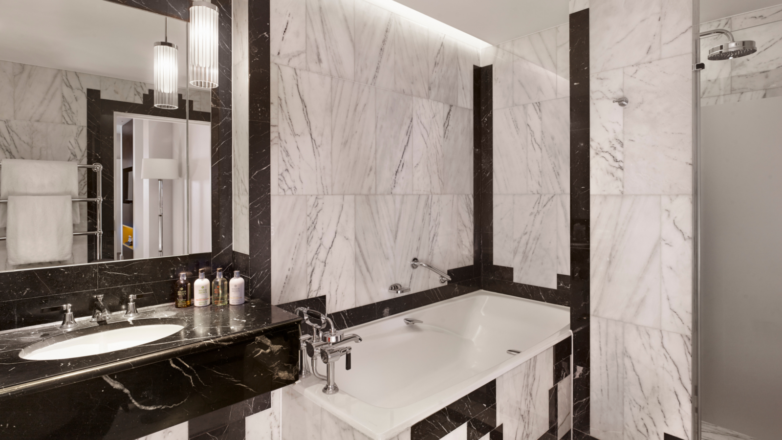 Weddings at Sheraton London Park Lane Hotel - Piccadilly, Central London